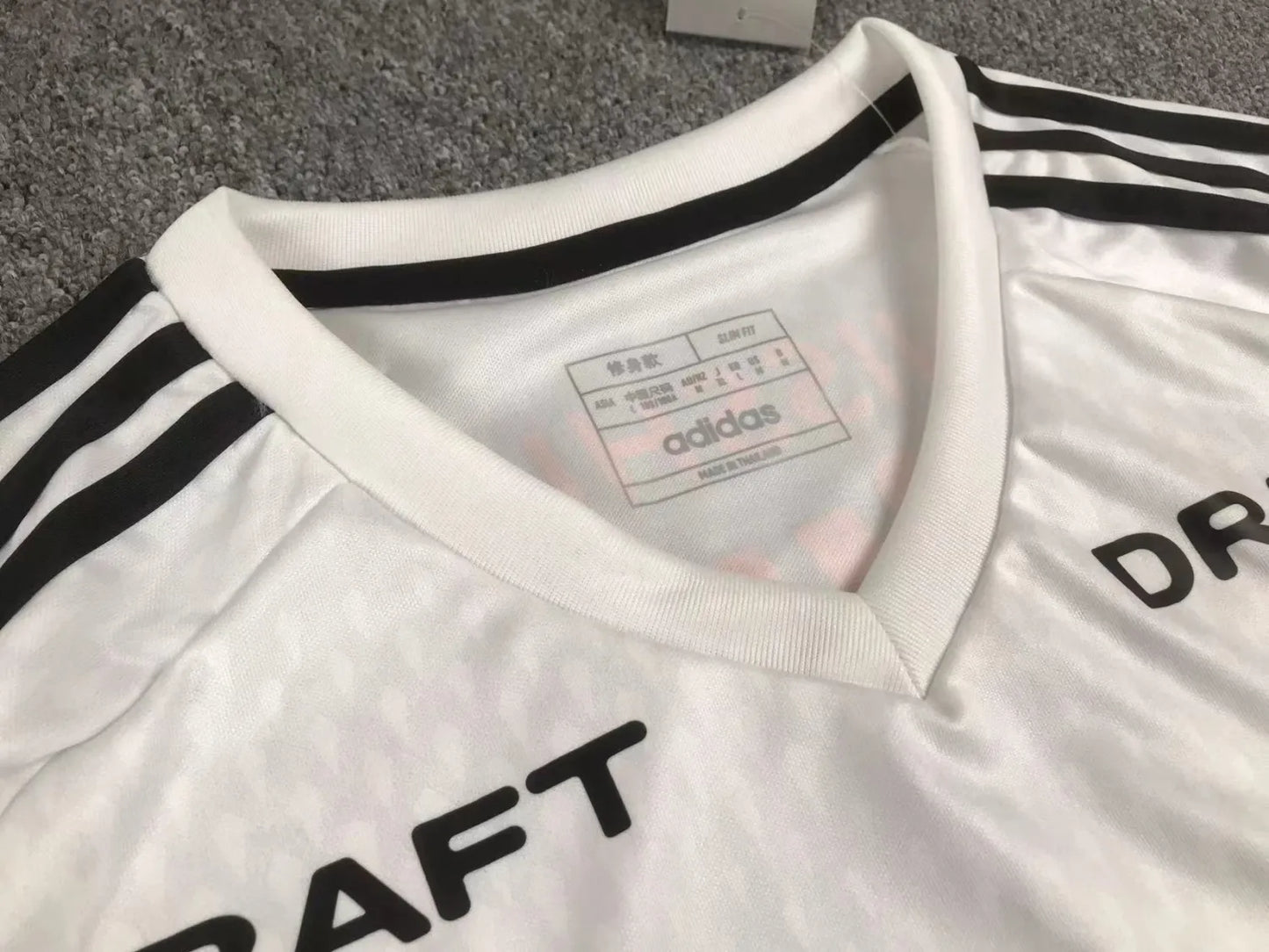 23-24 Yokohama F. Marinos Away Fans Jersey