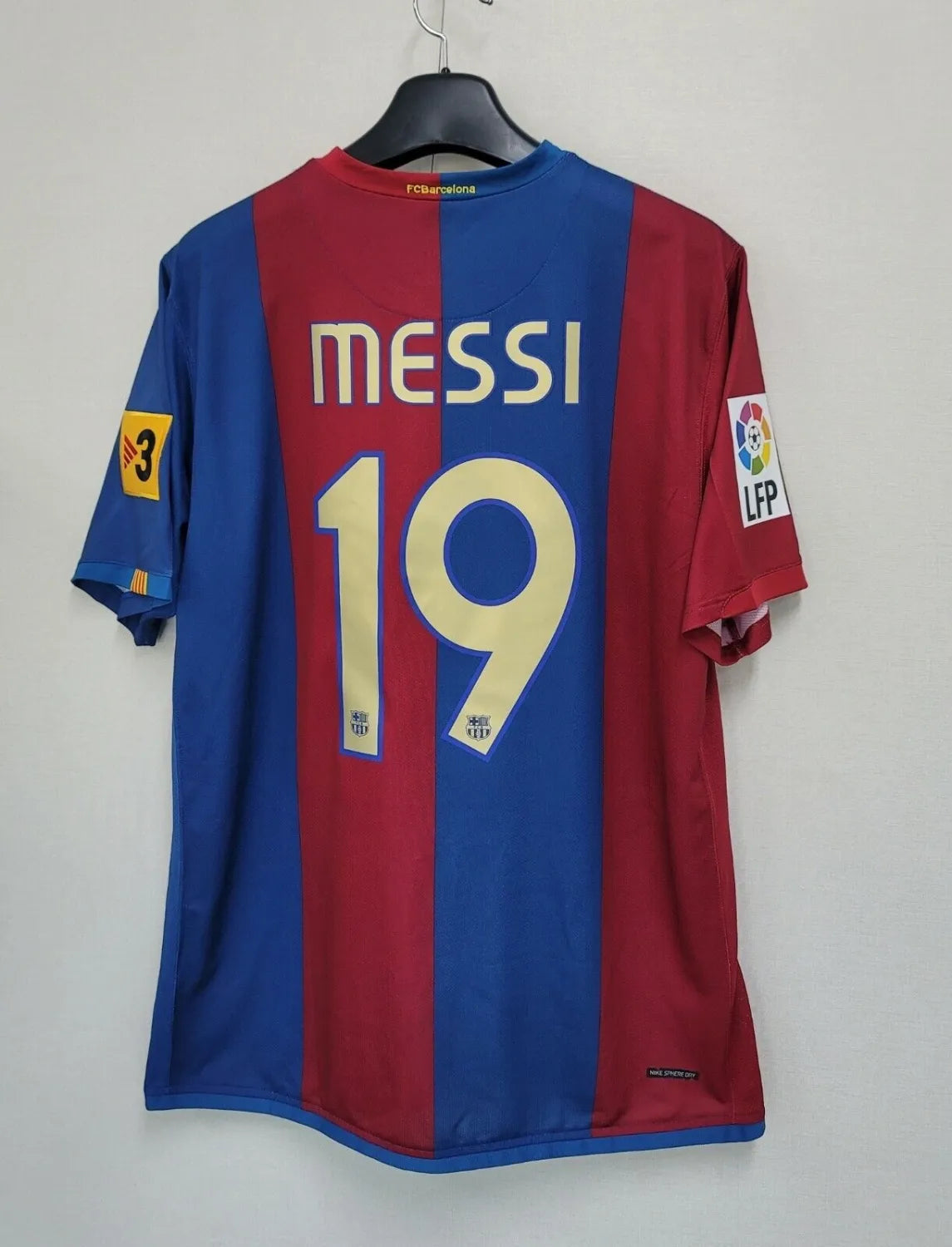 06-07 Barcelona Home Retro Jersey