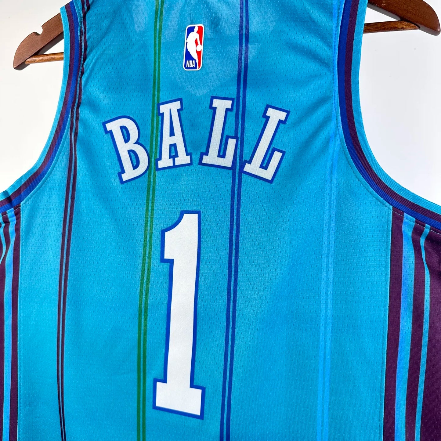 23-24 Charlotte Hornets Classic Edition LaMelo Ball #1 Swingman NBA Jersey