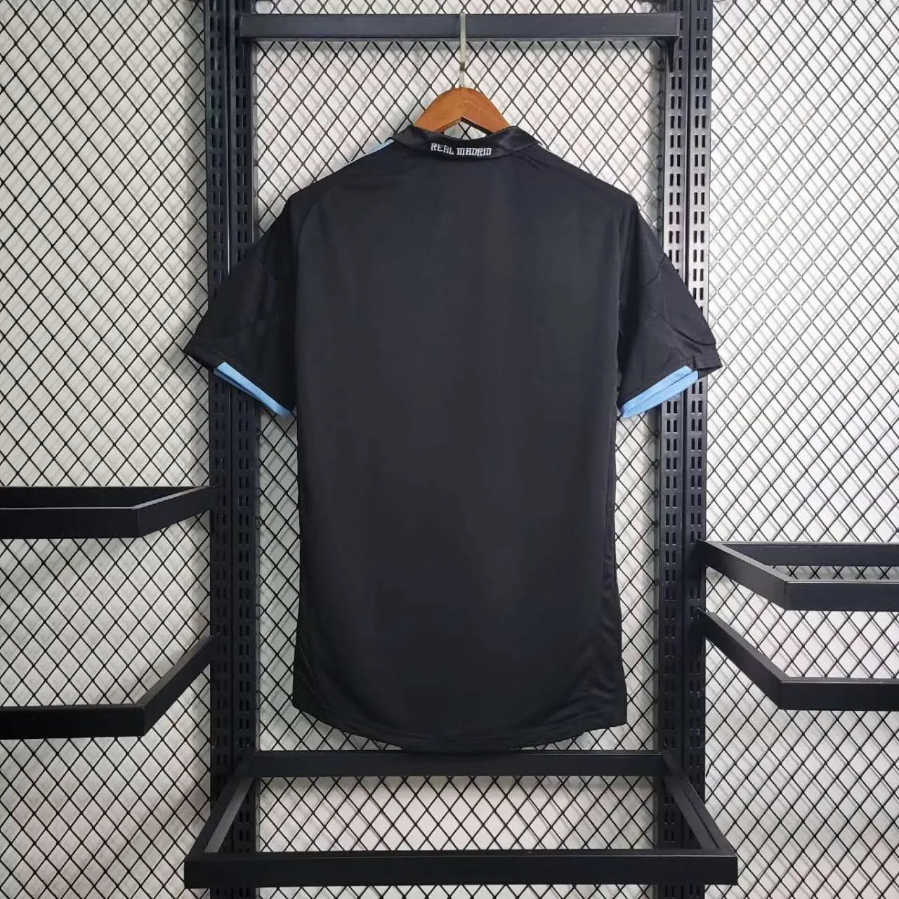2009-10 Real Madrid Away Retro Jersey