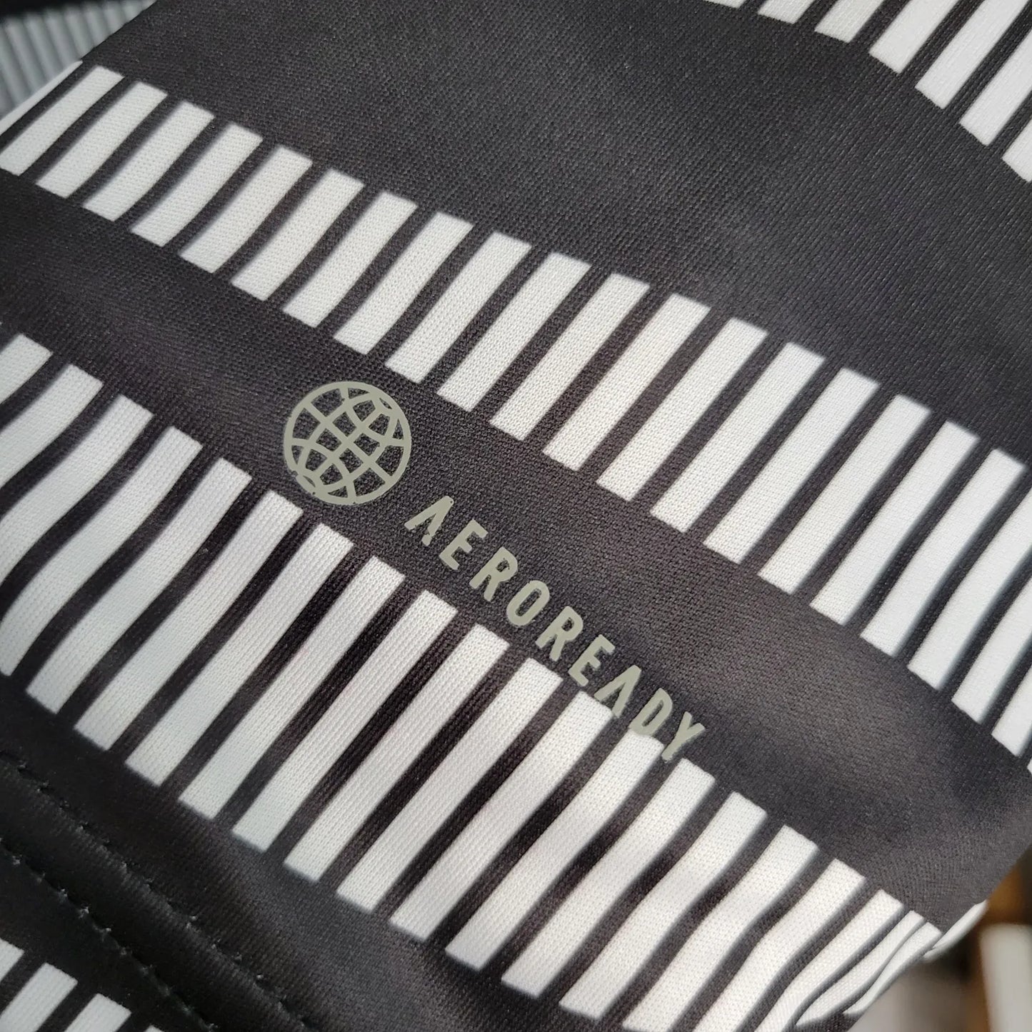 23-24 Juventus Training Fans Jersey