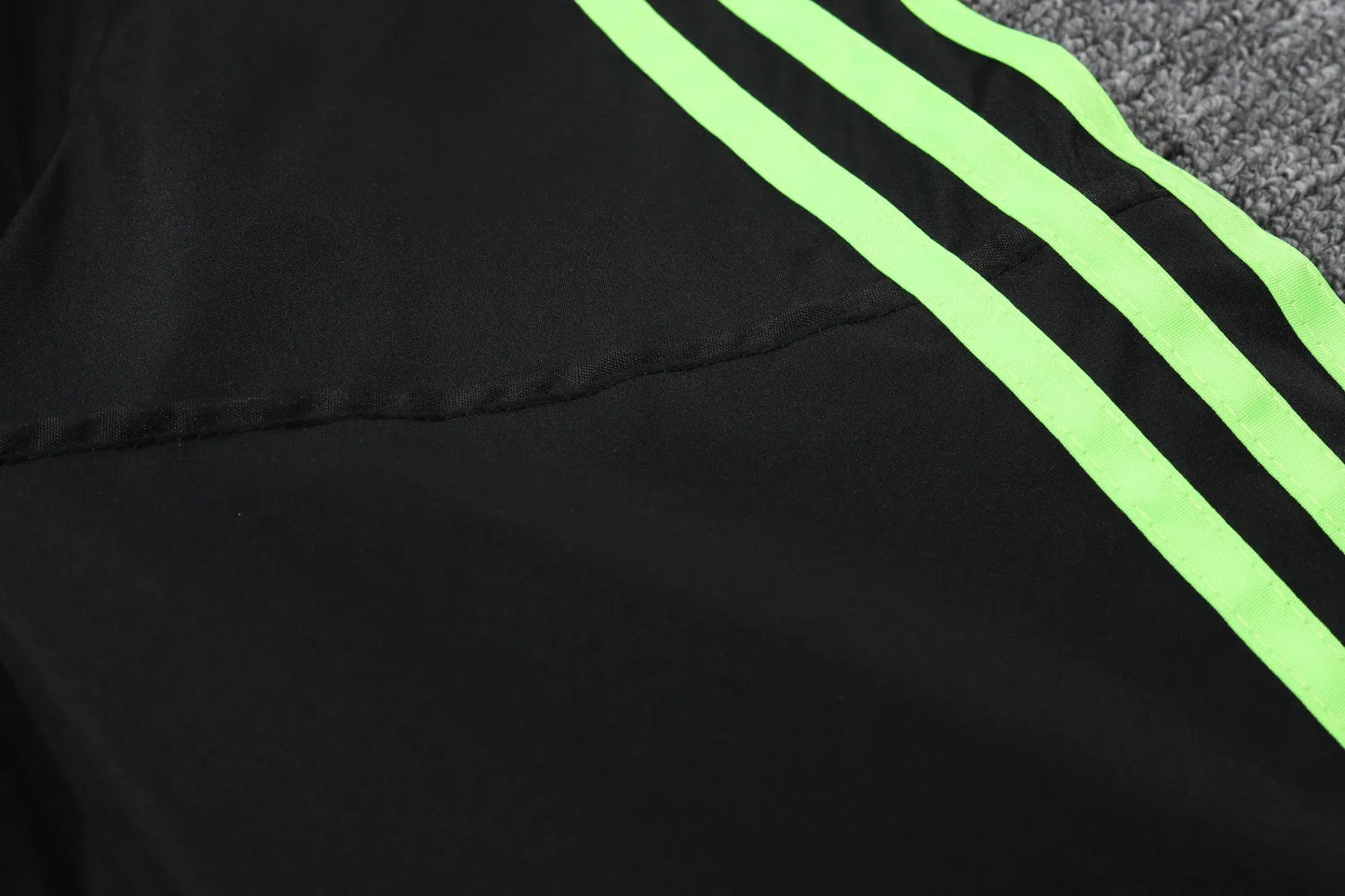 2023 Arsenal Player Hooded Windbreaker S-XXL