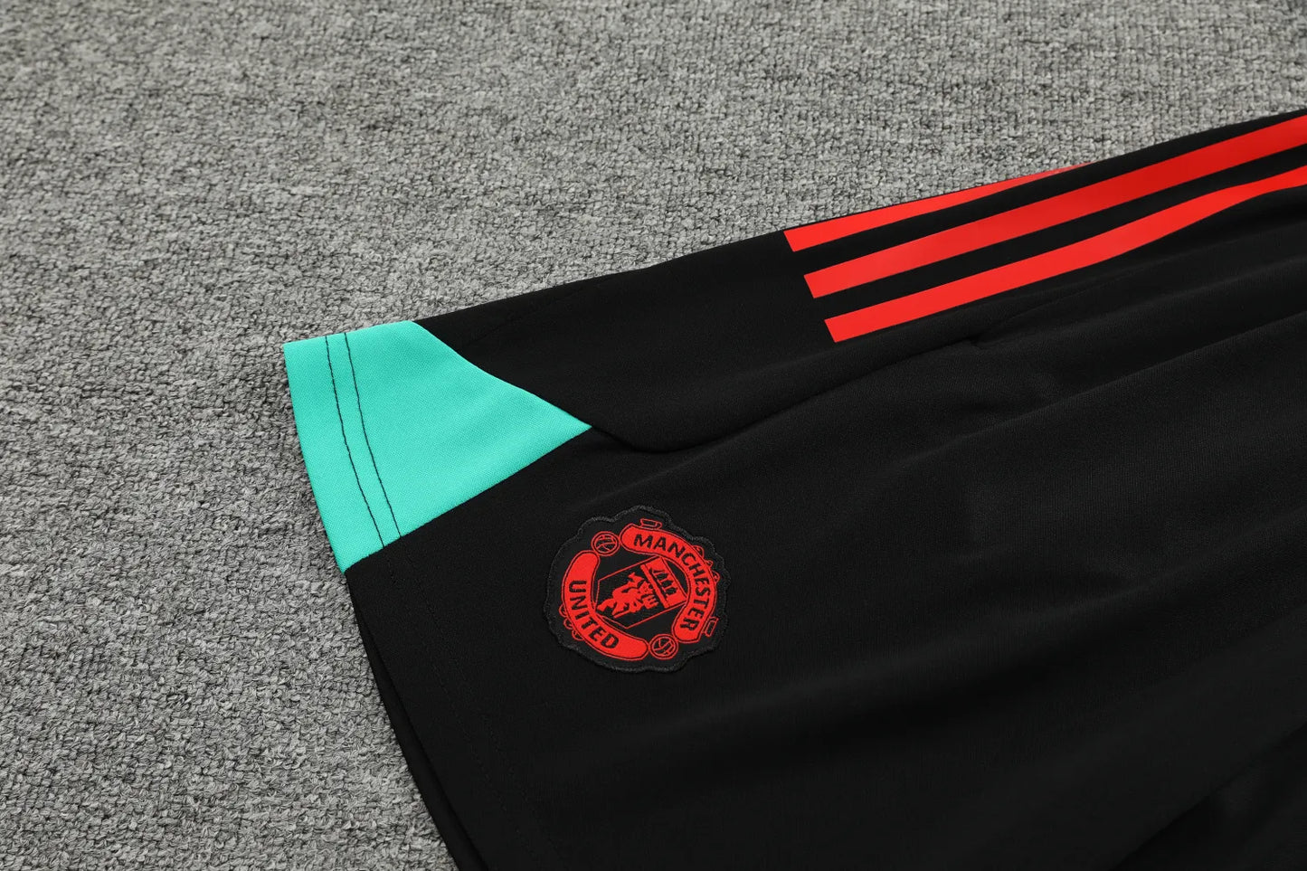 23-24 Manchester United Training Vest Suit