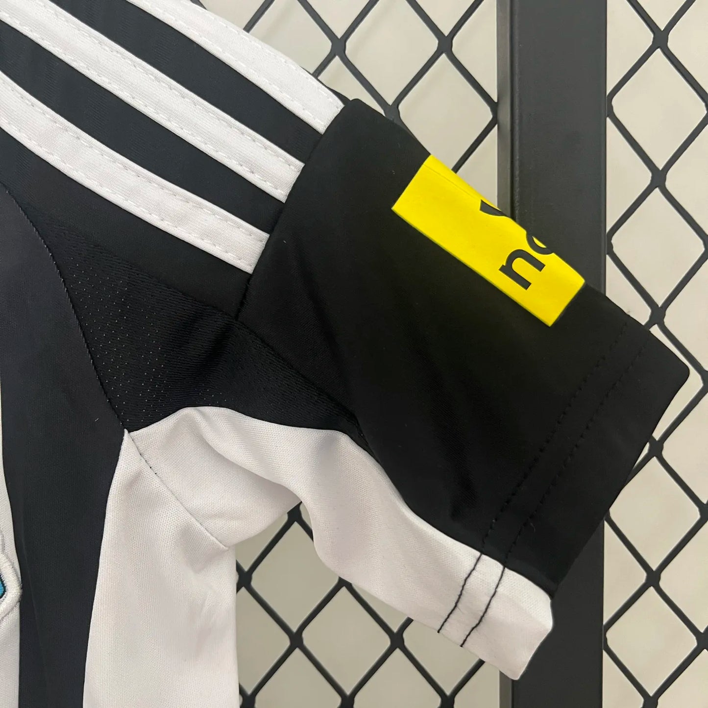 24-25 Newcastle United Home Kids Kit