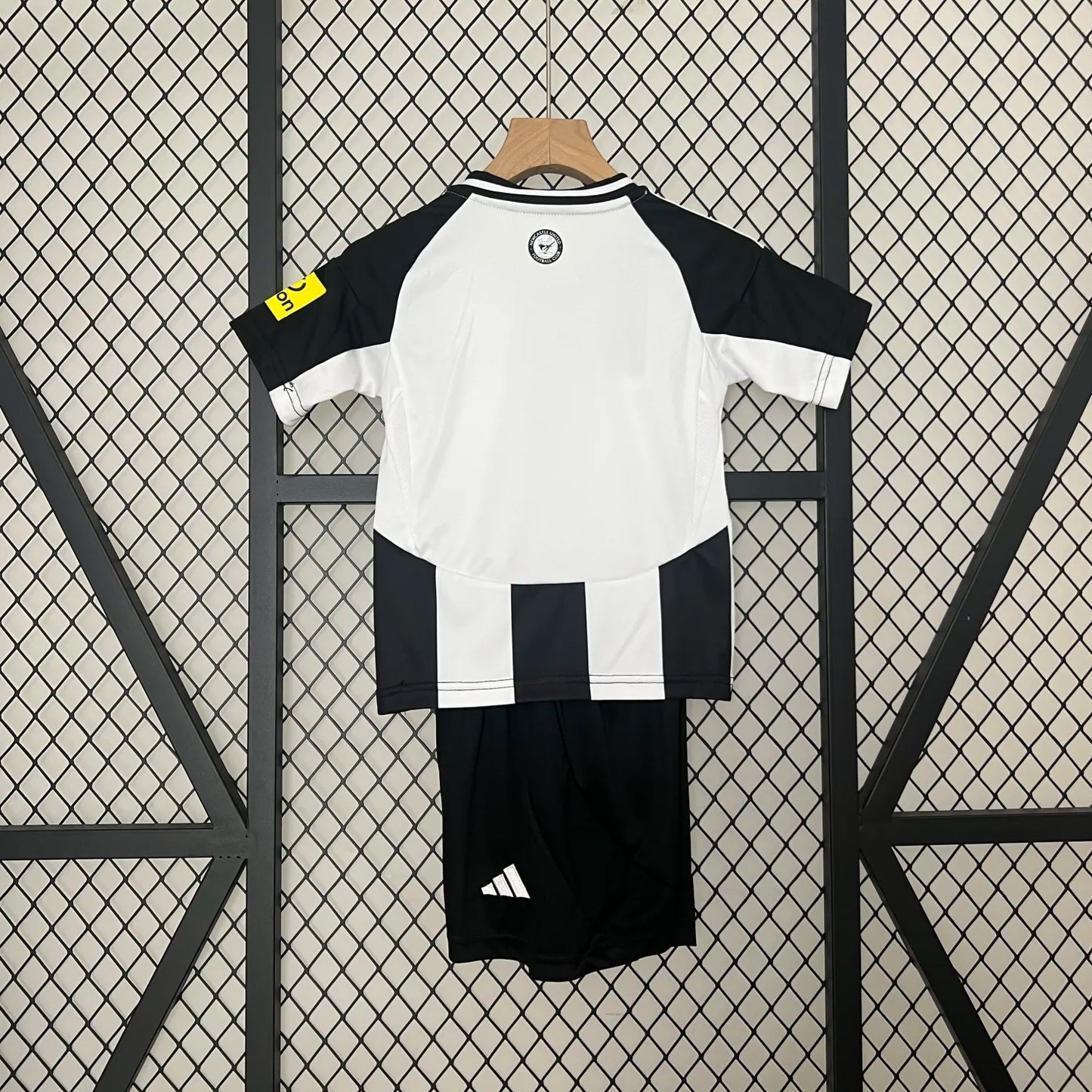 24-25 Newcastle United Home Kids Kit