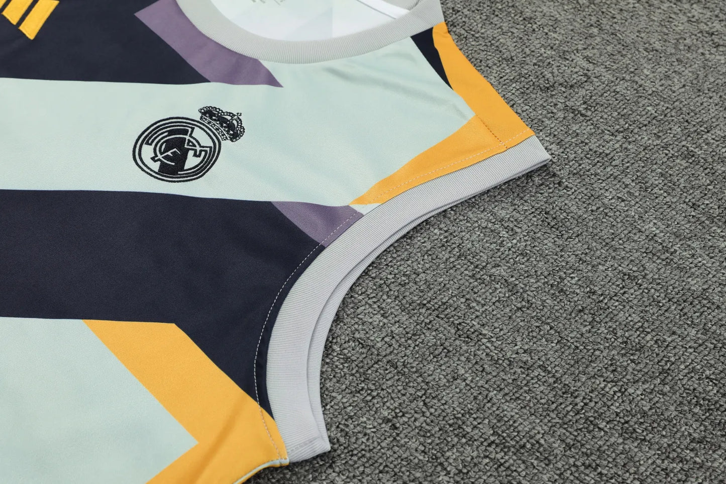 23-24 Real Madrid Training Vest Suit