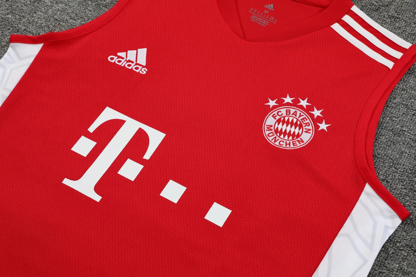 23-24 Bayern Munich Training Vest Suit