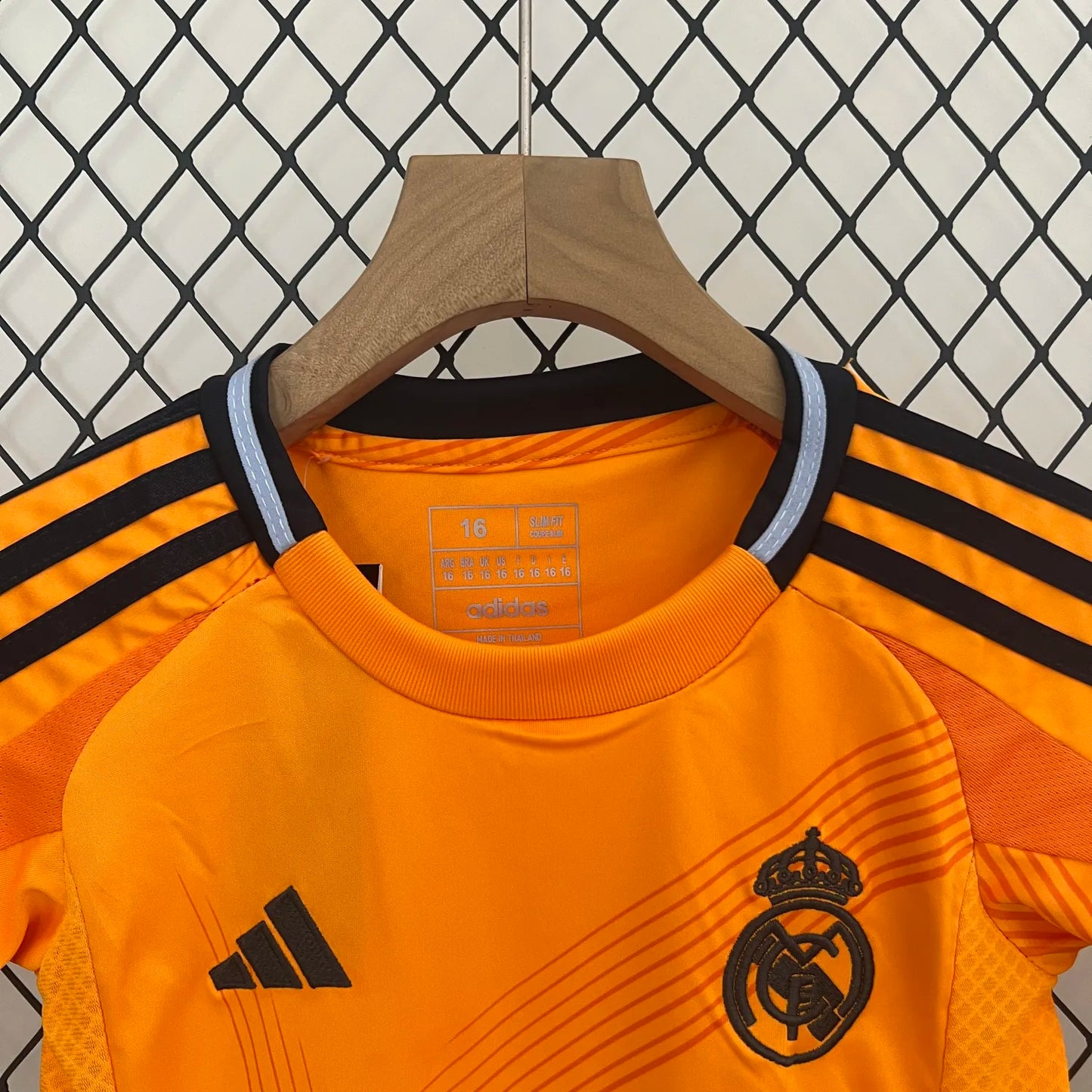 24-25 Real Madrid Away Kid Kit