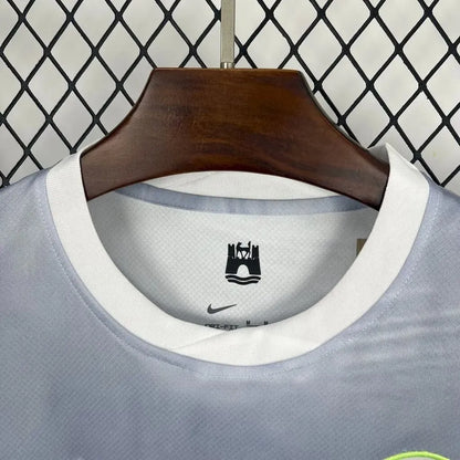 25-26 Wolfsburg Away Fans Kit