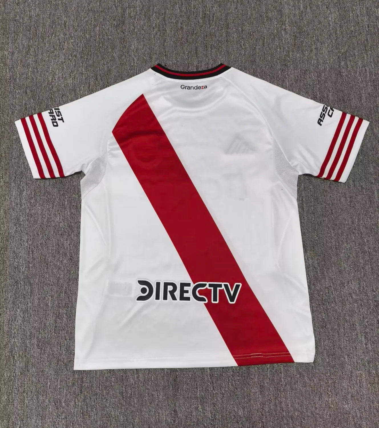 25-26 River Plate Home Fans Kit