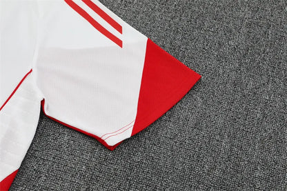 25-26 AX White Short Sleeve Training Suit