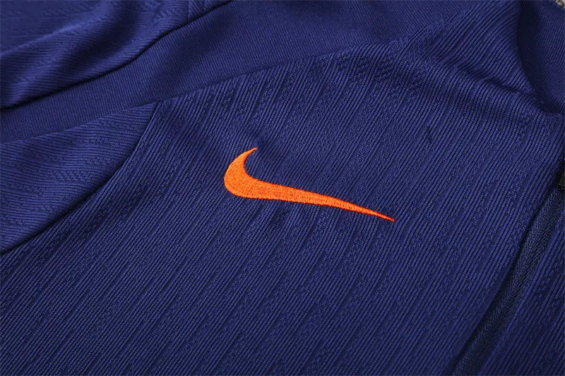 25-26 Barcelona Training Suit