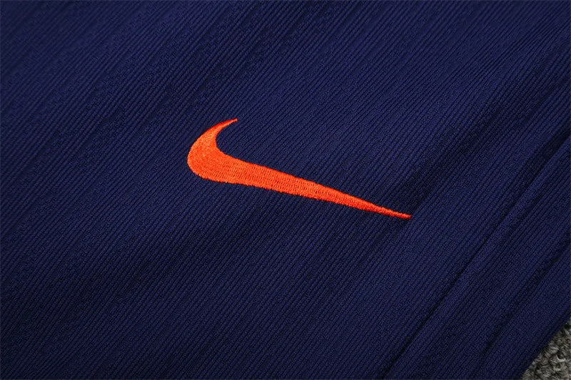 25-26 Barcelona Training Suit