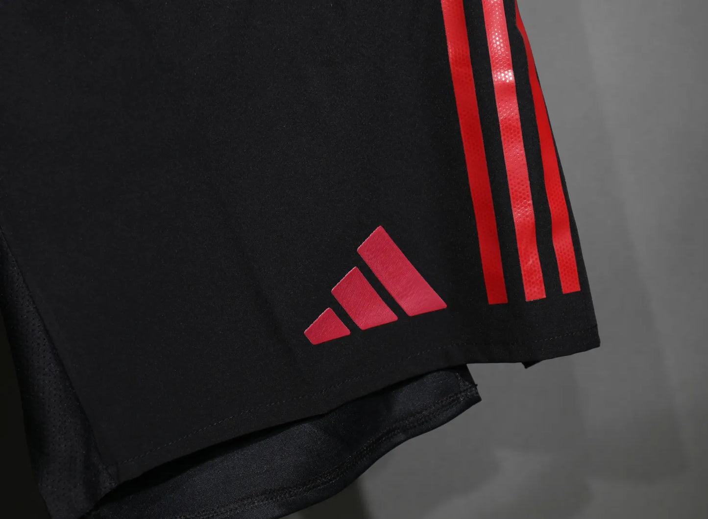 25-26 Liverpool Away Shorts