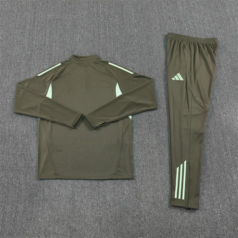 25-26 Real Madrid Training Suit