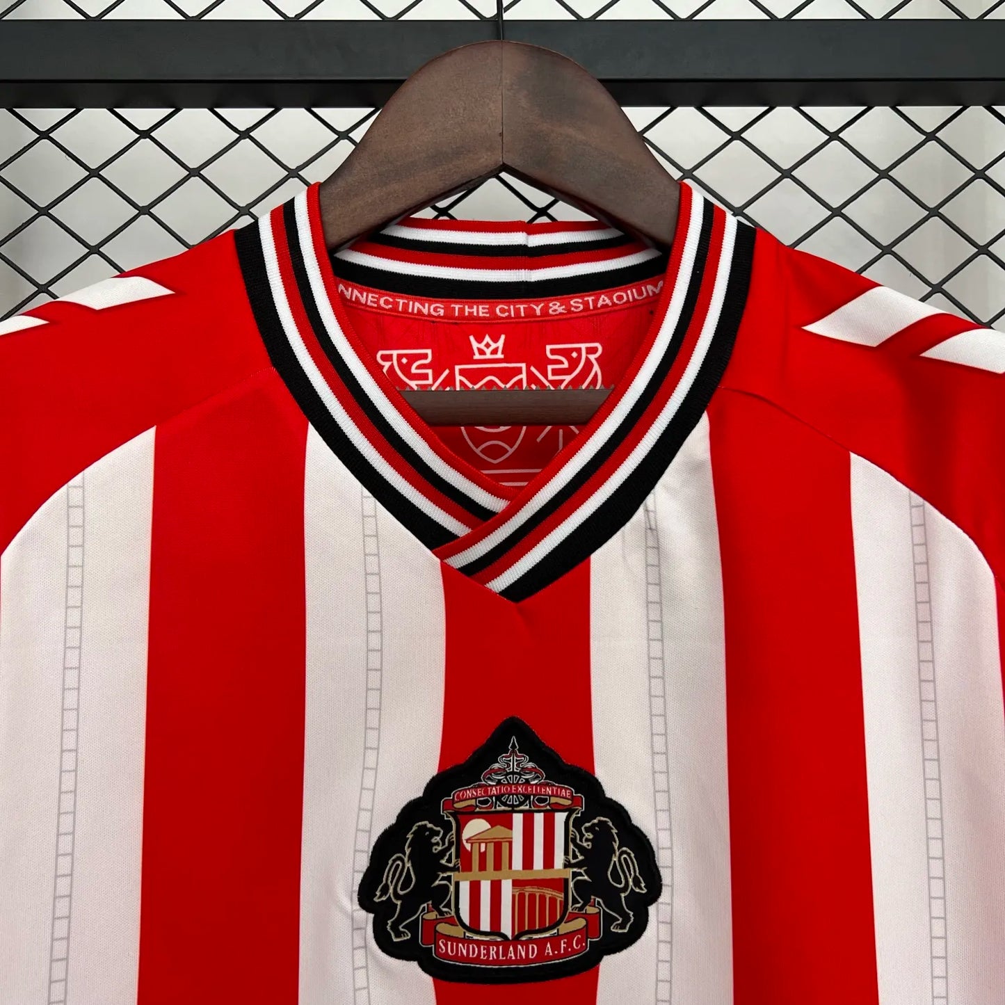 25-26 Sunderland Home Fans Kit