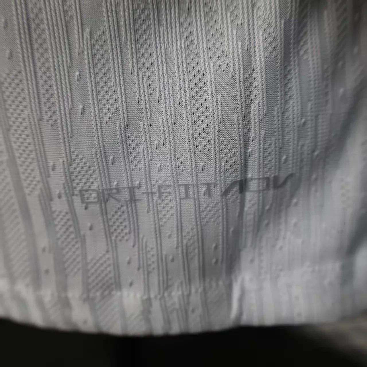 25-26 Tottenham Hotspur Home Long Sleeve Kit