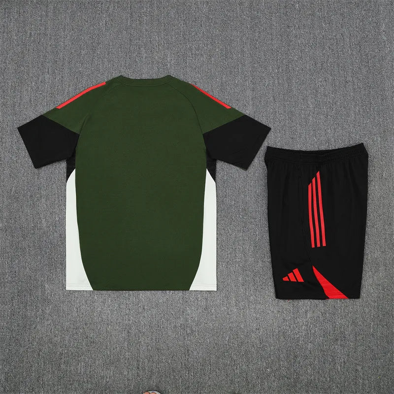 25-26 Bayern Munich Short Sleeve Training Suit