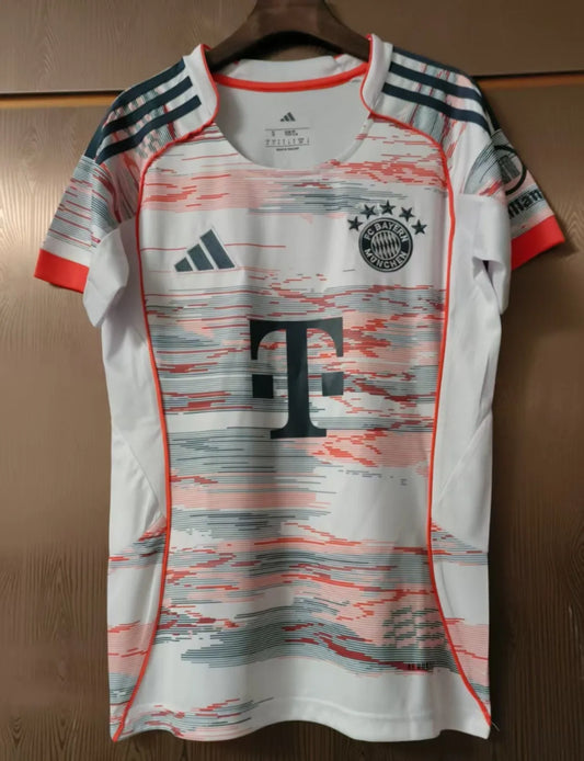 25-26 Bayern Munich Away Woman Kit