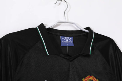 Manchester United Third Kit Retro 98-99