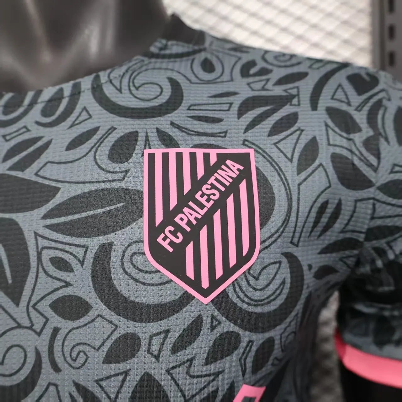 25-26 Plaestino Black Kit