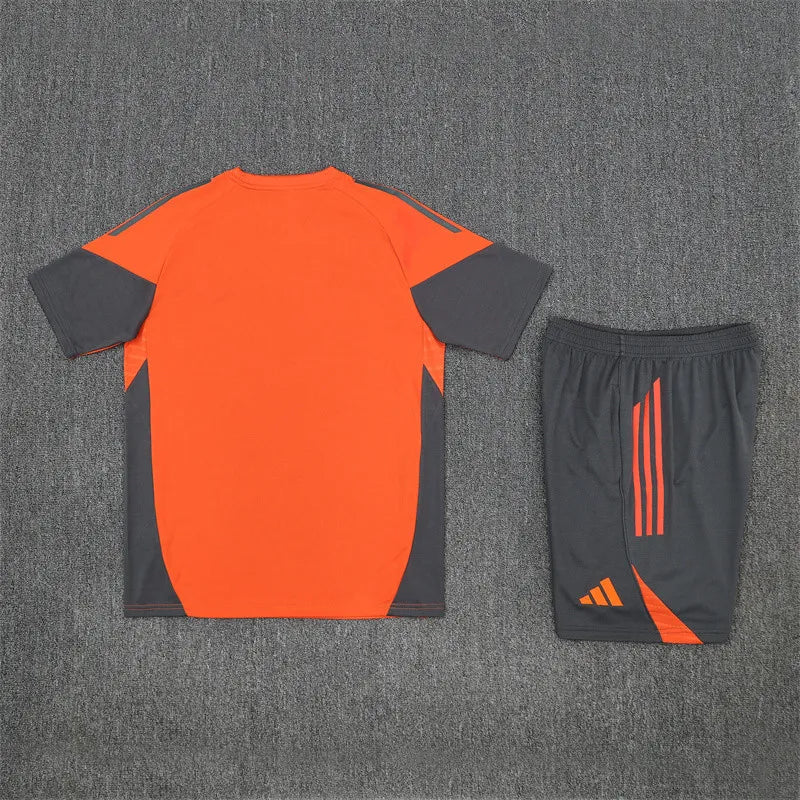 25-26 Bayern Munich Short Sleeve Training Suit