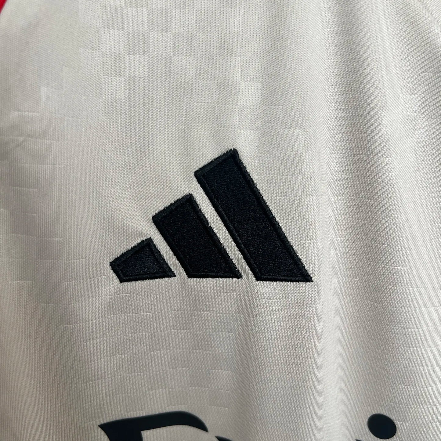 25-26 Benfica Away Fans Kit