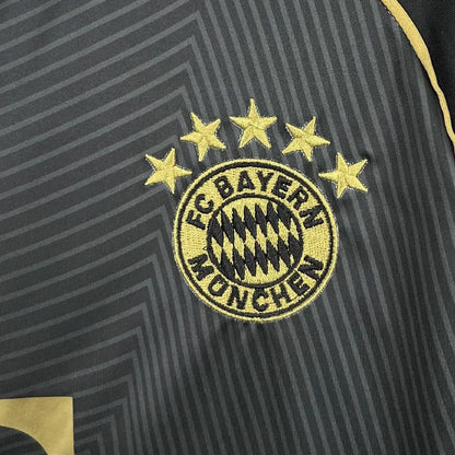 25-26 Bayern Munich Speical Fans Kit