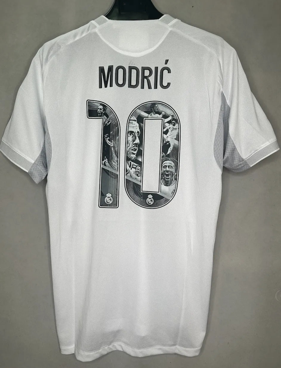 25-26 Real Madrid - Modric #10 Home Special Kit