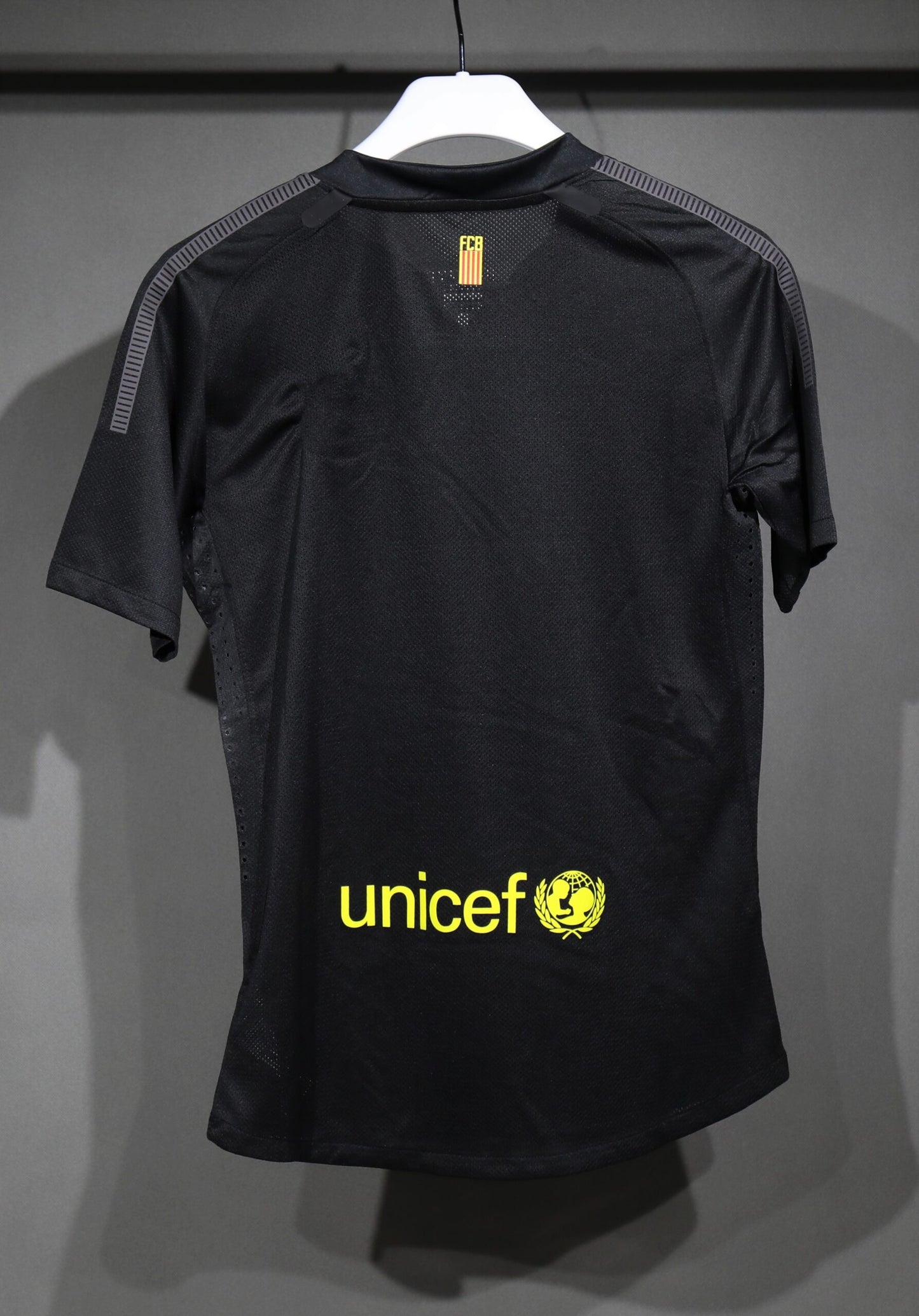 Barcelona Away Kit Retro 11-12