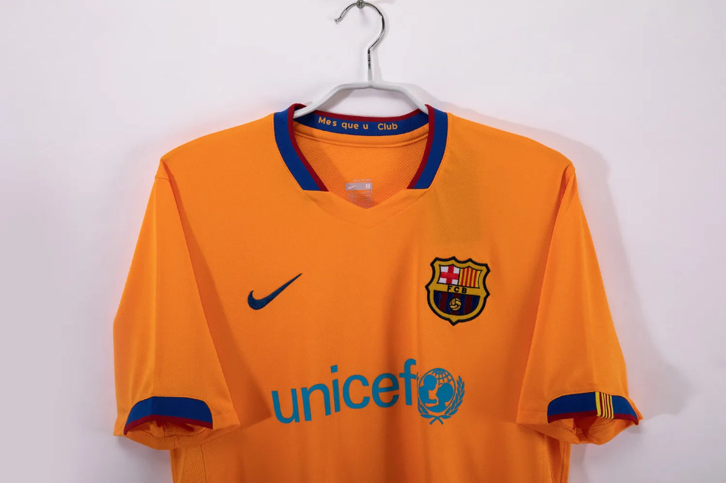 Barcelona Away Kit Retro 06-07