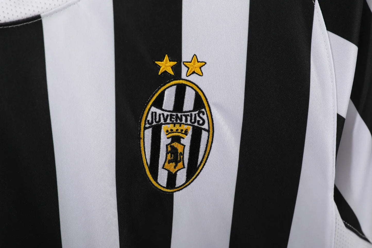 Juventus Home Kit Retro 03-04