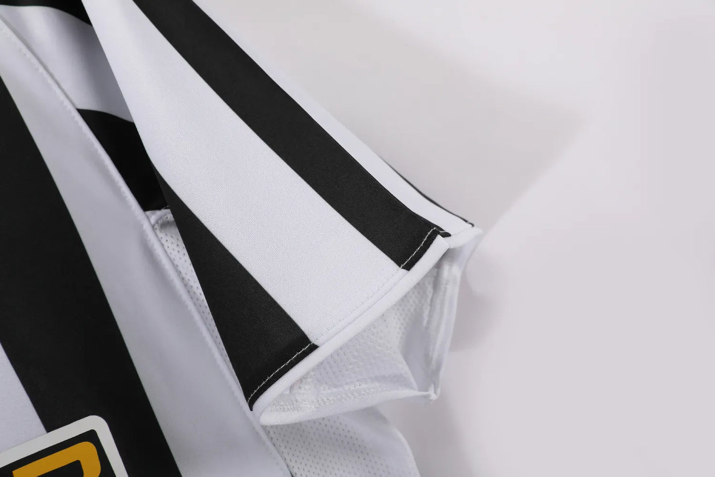 Juventus Home Kit Retro 03-04