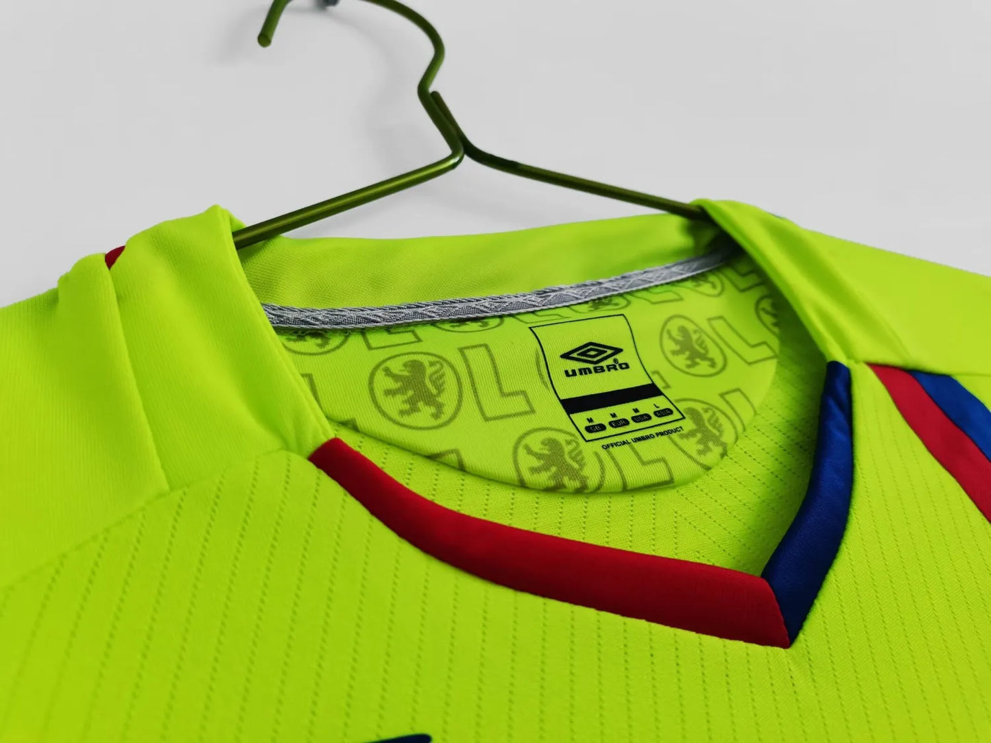 Lyon Away Kit Retro 08-09
