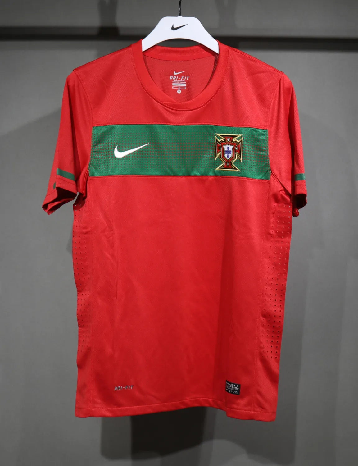 Portugal Home Kit Retro 2010