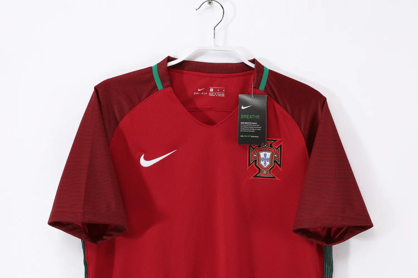 Portugal Home Kit Retro 2016
