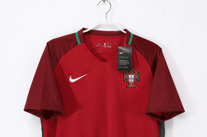 Portugal Home Kit Retro 2016
