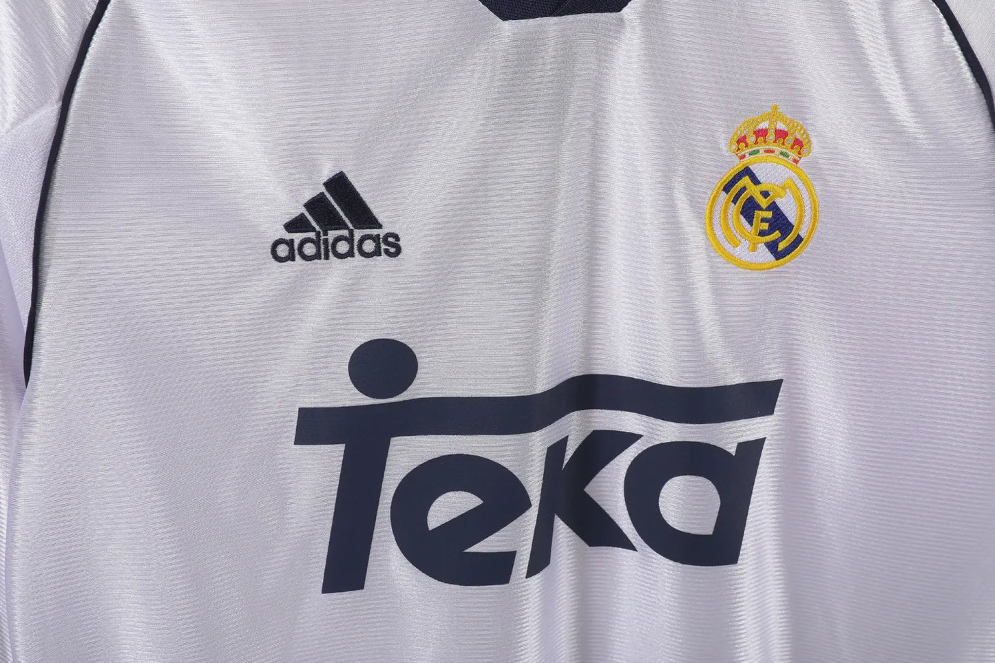 Real Madrid Home Long Sleeve Kit Retro 1998-2000