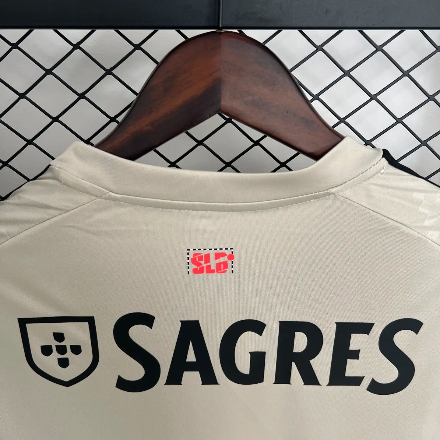 25-26 Benfica Away Fans Kit