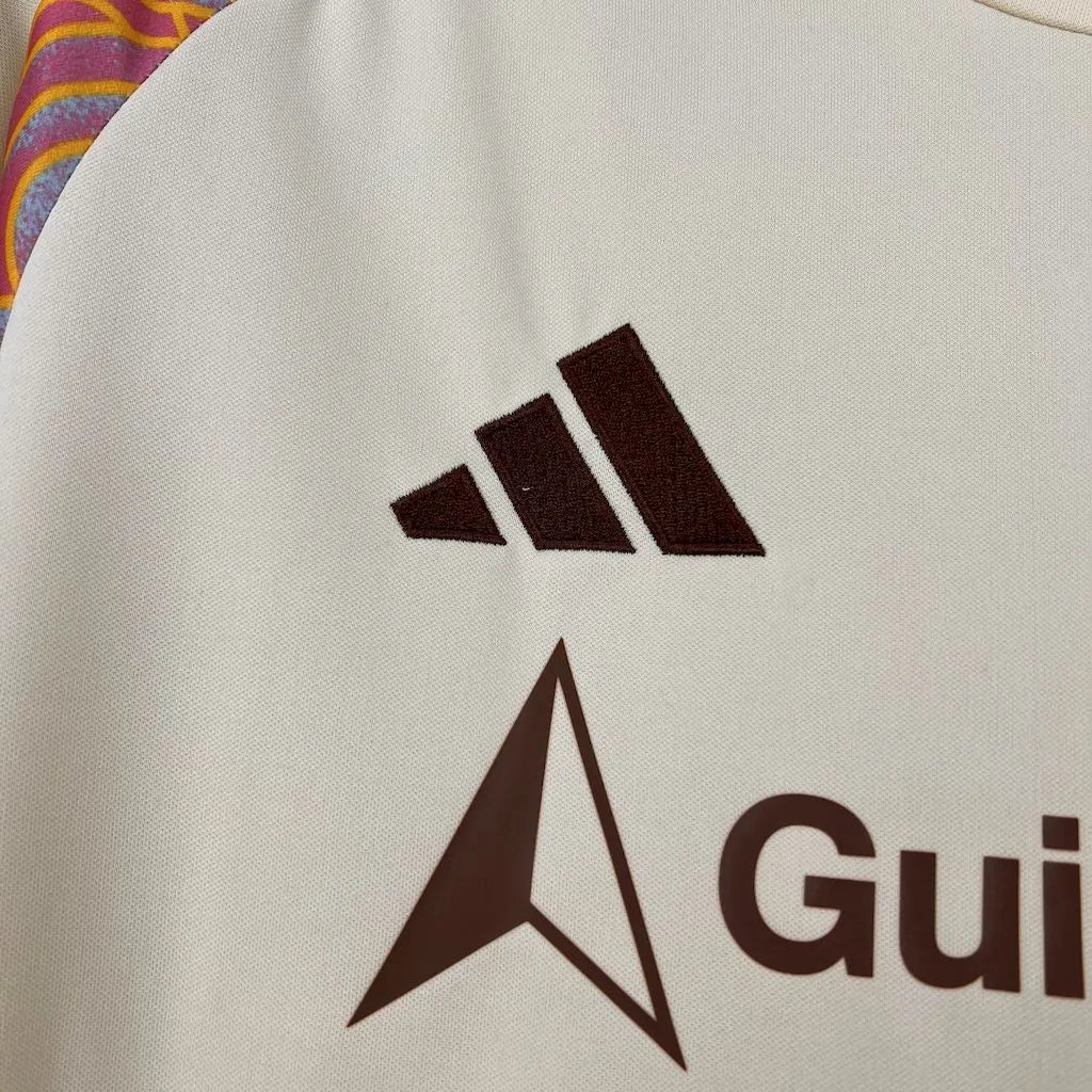 D.C. United Home Kit 25-26