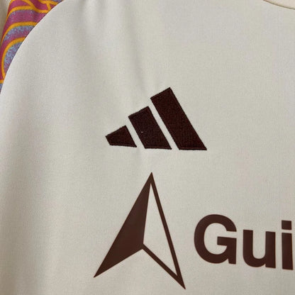 D.C. United Home Kit 25-26