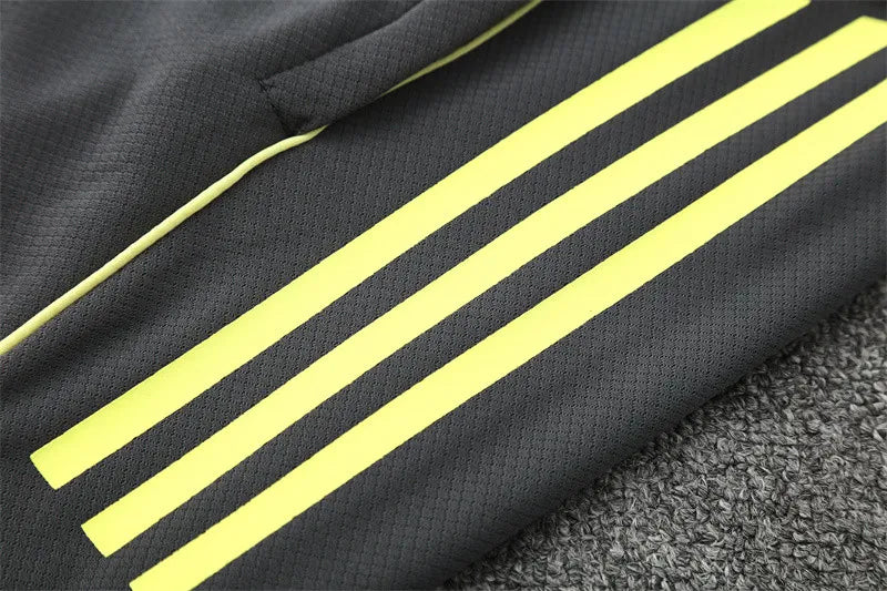 25-26 Real Madrid Short Sleeve Training Suit