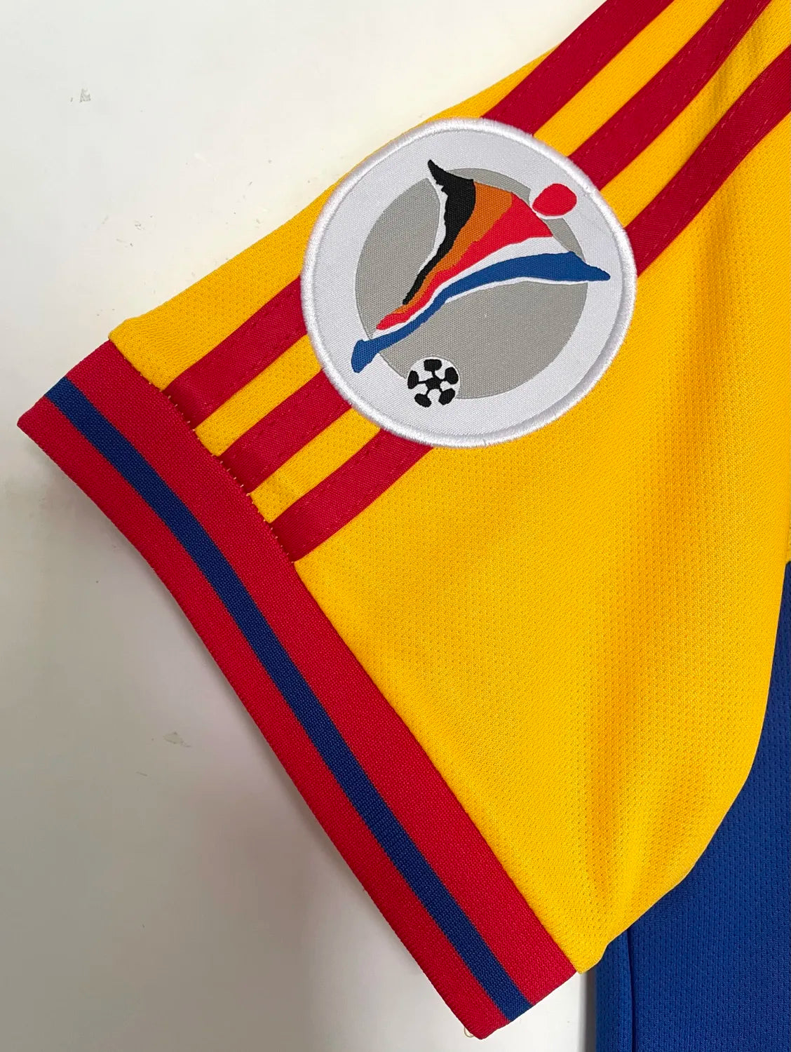 Romania Home Kit Retro 2000