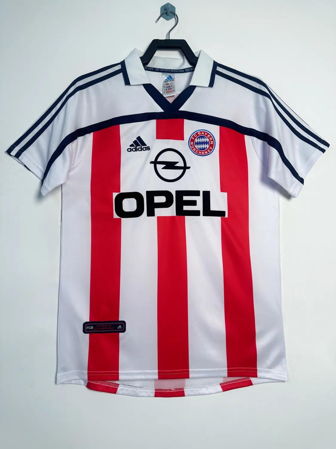 Bayern Munich Away Kit Retro 2000-2002