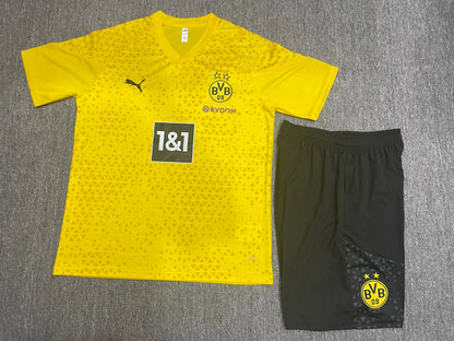 23-24 Borussia Dortmund Short Sleeve Training Suit