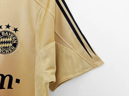 2004-05 Bayern Munich Away Retro Jersey