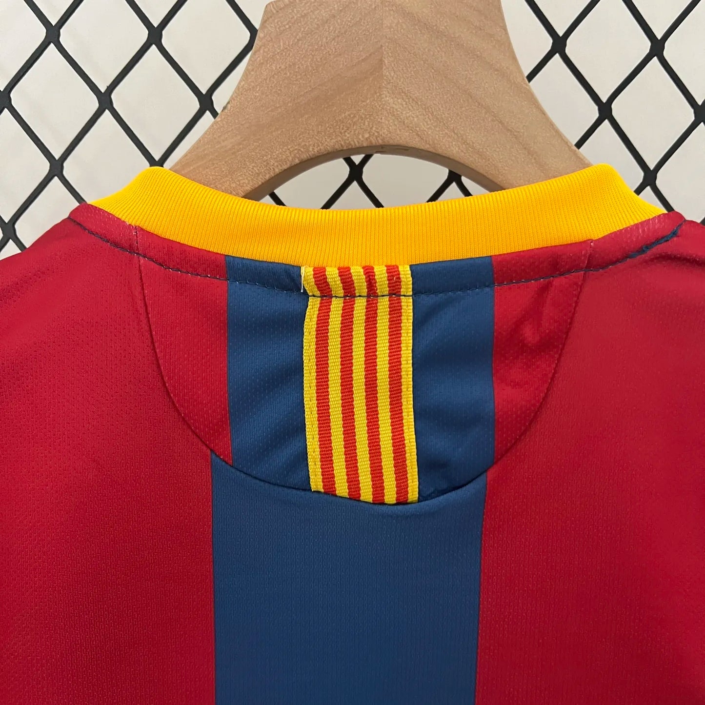 Retro10-11 Barcelona Home Kids Kit