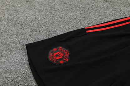 23-24 Manchester United Training Short Sleeve Suit