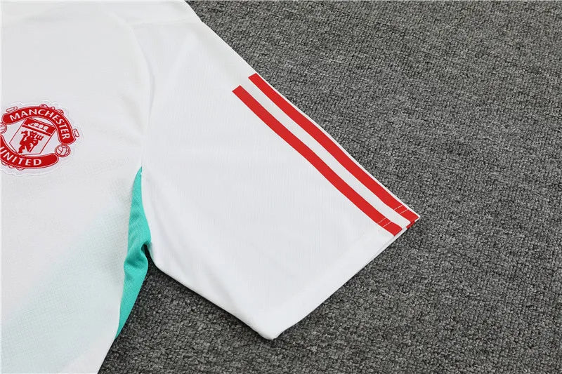 23-24 Manchester United Training Short Sleeve Suit