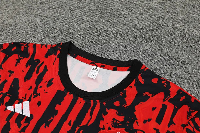 23-24 Manchester United Camouflage Training Short Sleeve Suit